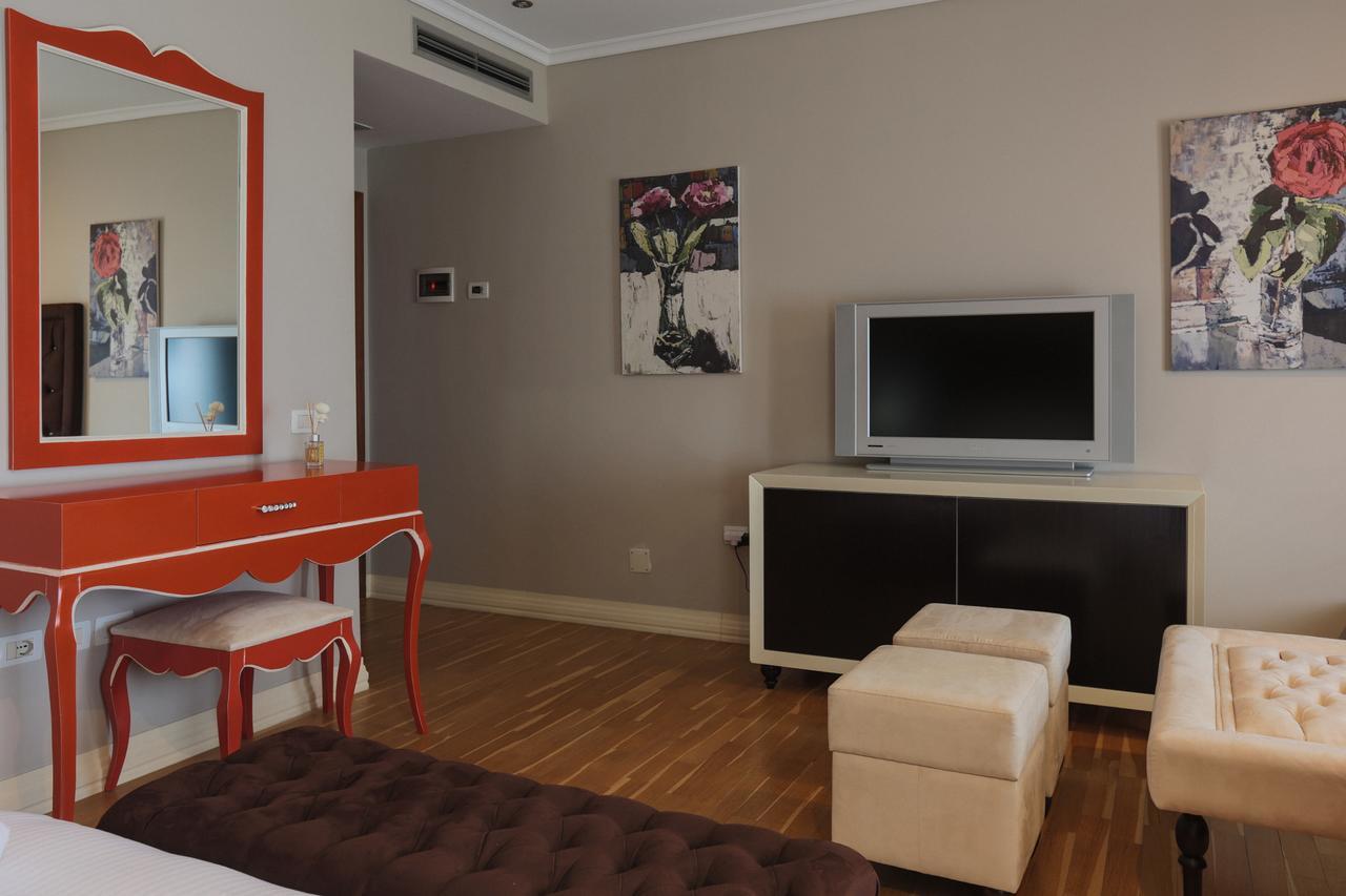 L'art de Vivre Resort Korce Extérieur photo